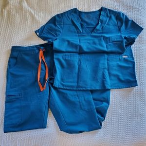 Figs Alps Blue Scrub Set